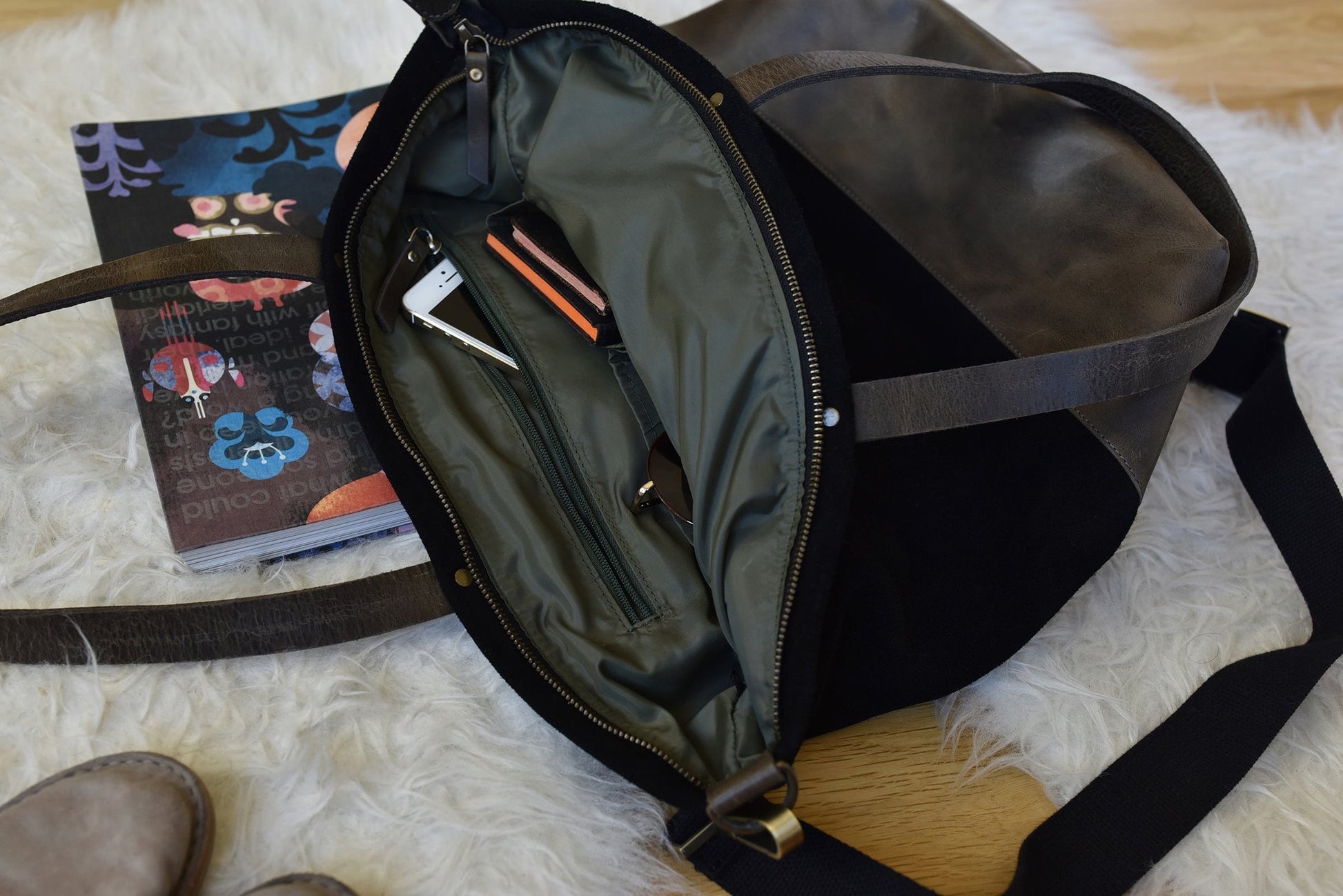 Image of Boyfriend Tote Canvas 613421102 from Edmene LLC