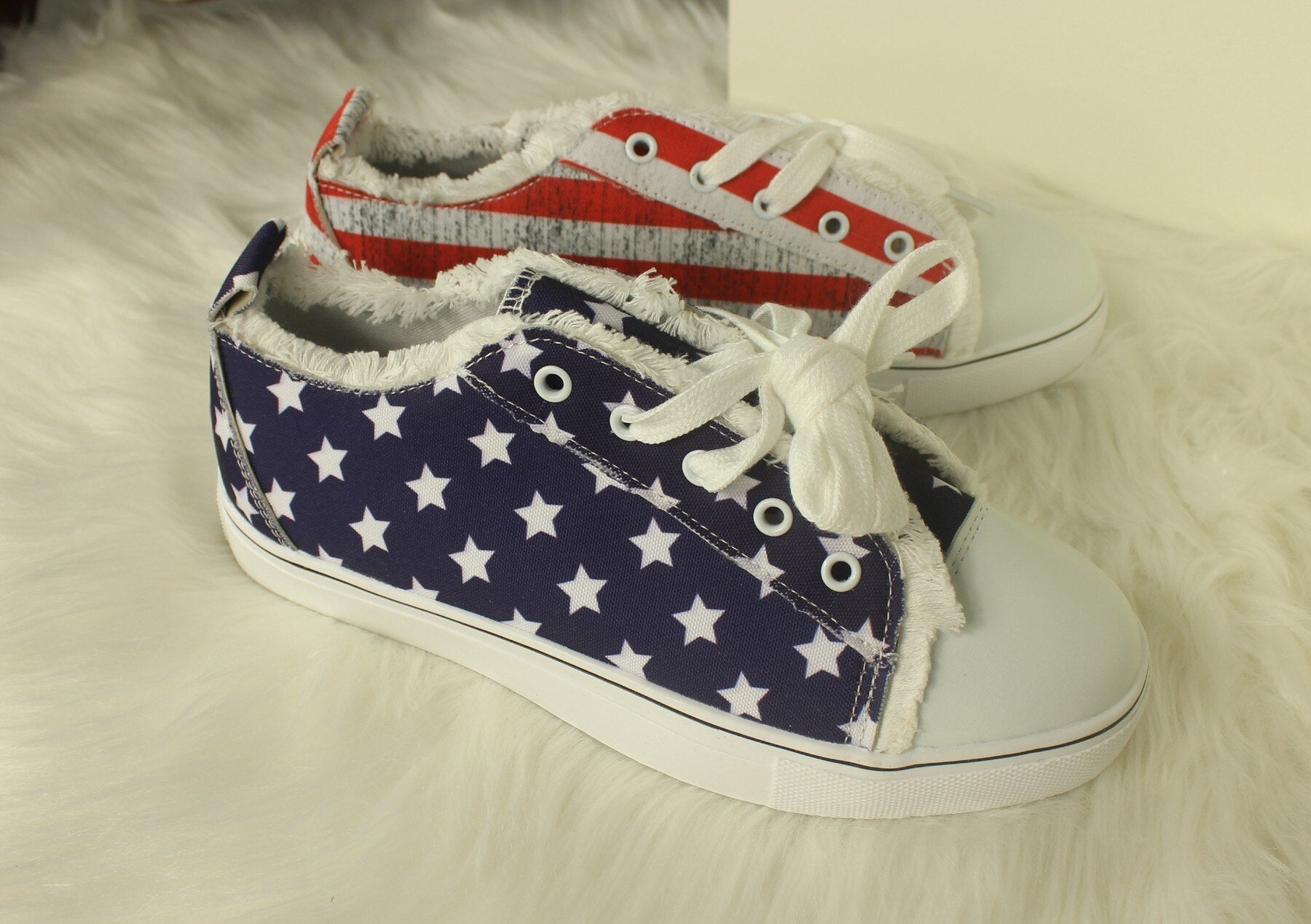 Image of Star Striped Lace Up Sneakers Round Toe Casual Shoes 671427264 from Edmene LLC