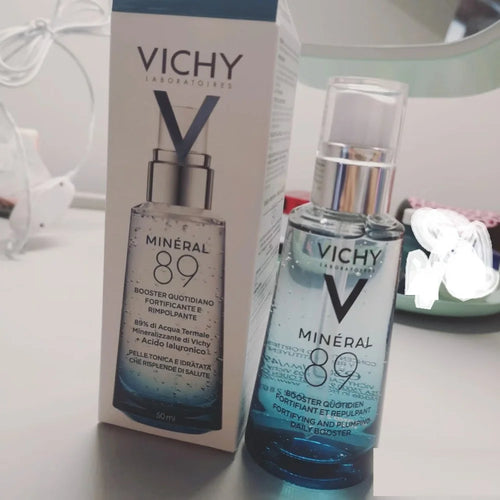 Image of Weizi Skin Care Set 16 Vc Rejuvenating Hyaluronic Acid Serum 1496965783 from Edmene LLC