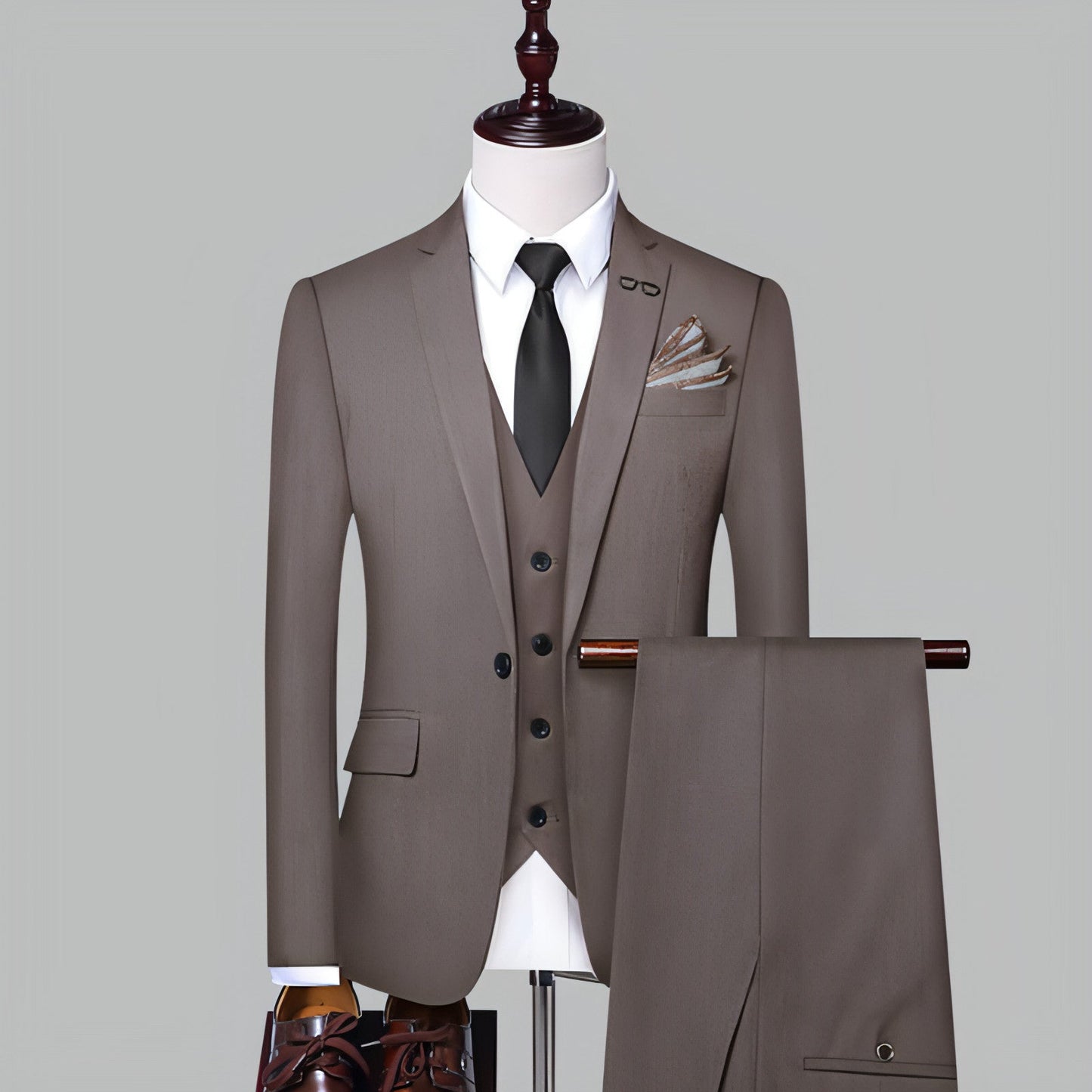 CavalierClass™ – 3PC Men's Banquet Suit Set
